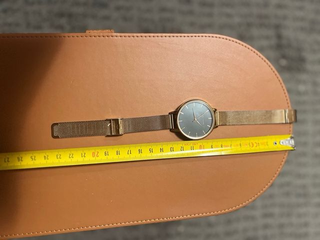 Reloj original de Lily Stone de pila