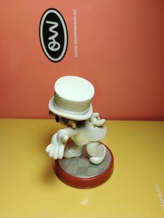 Amiibo Mario Elegante