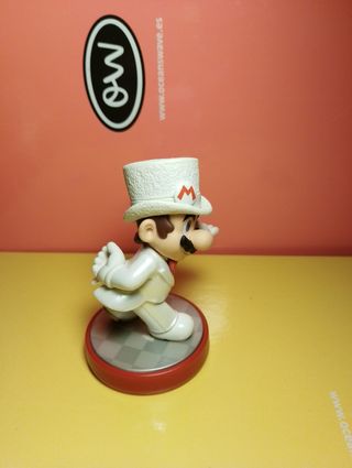 Amiibo Mario Elegante