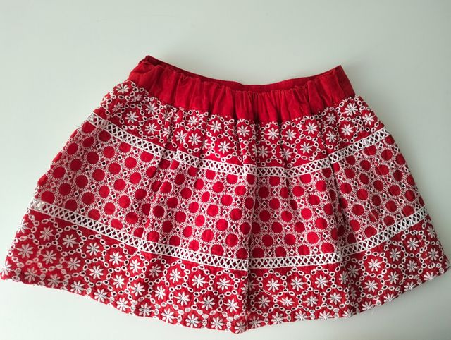 Falda roja Mayoral volantes niña 3-4 años