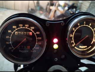 Triumph legend 900tt