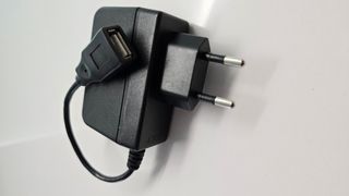 Adattatore LG AC LG 5V 2A con Porta USB