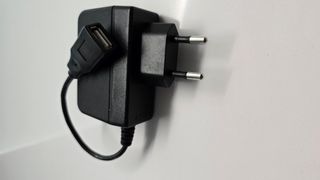 Adattatore LG AC LG 5V 2A con Porta USB