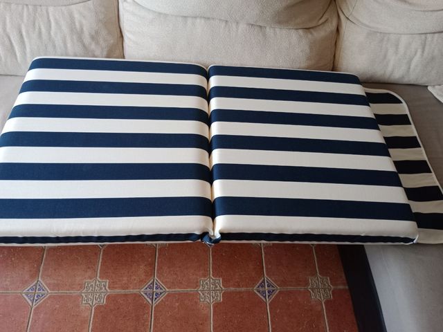 Colchoneta de rayas