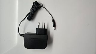 Adattatore AC Switching 12V 2A con Spinotto DC