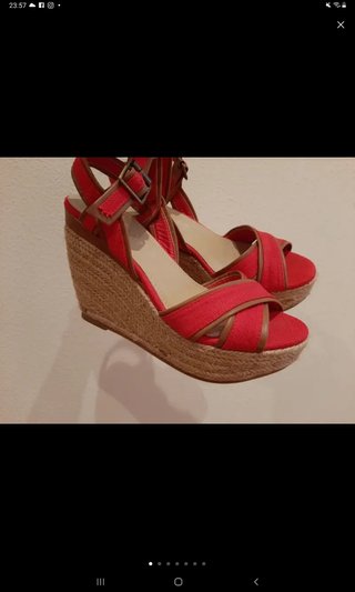 REBAJAS...Modernas sandalias cuña rojas ,N 36