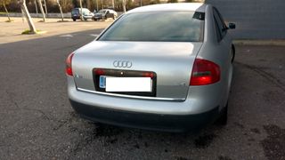 Audi A6 2.4 V6 