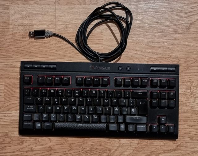 Gaming Teclado mecánico Corsair K63