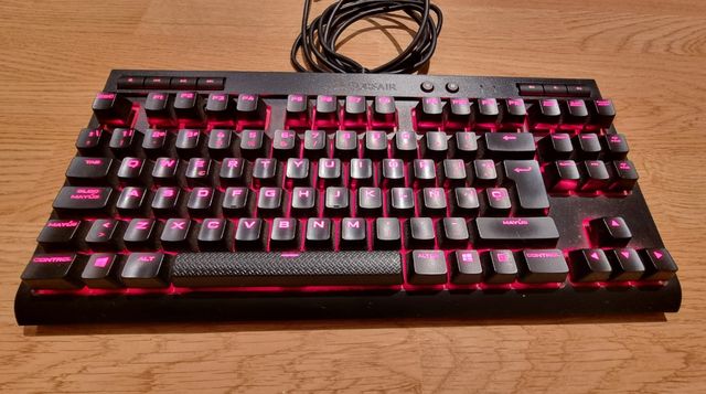 Gaming Teclado mecánico Corsair K63