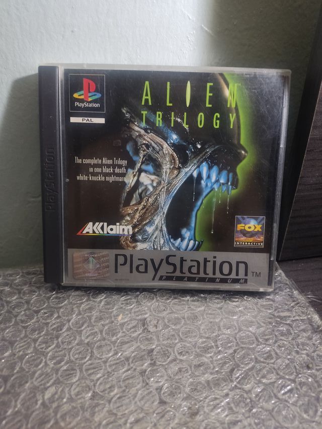 Alien Trilogy Platinum PS1 PAL ESP