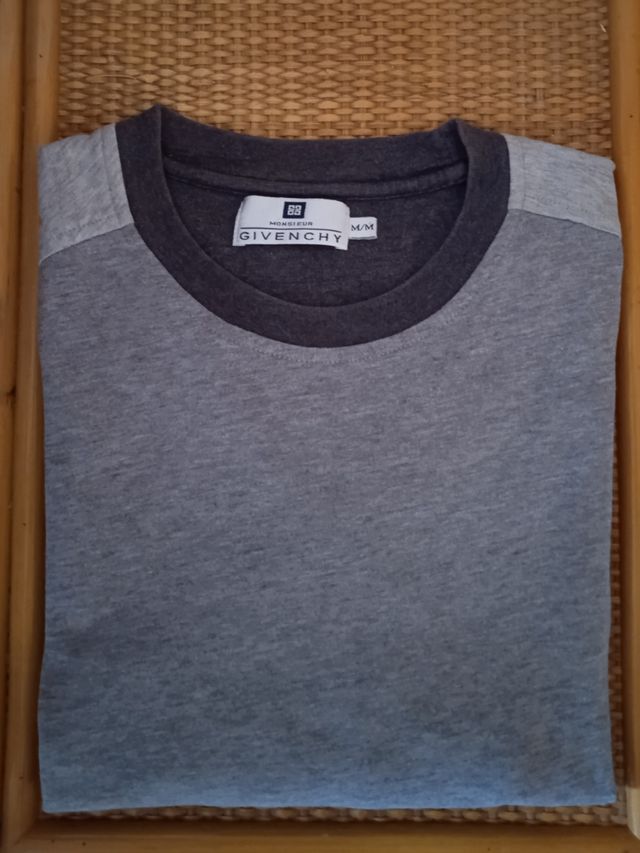 Camiseta GIVENCHY T.M.
