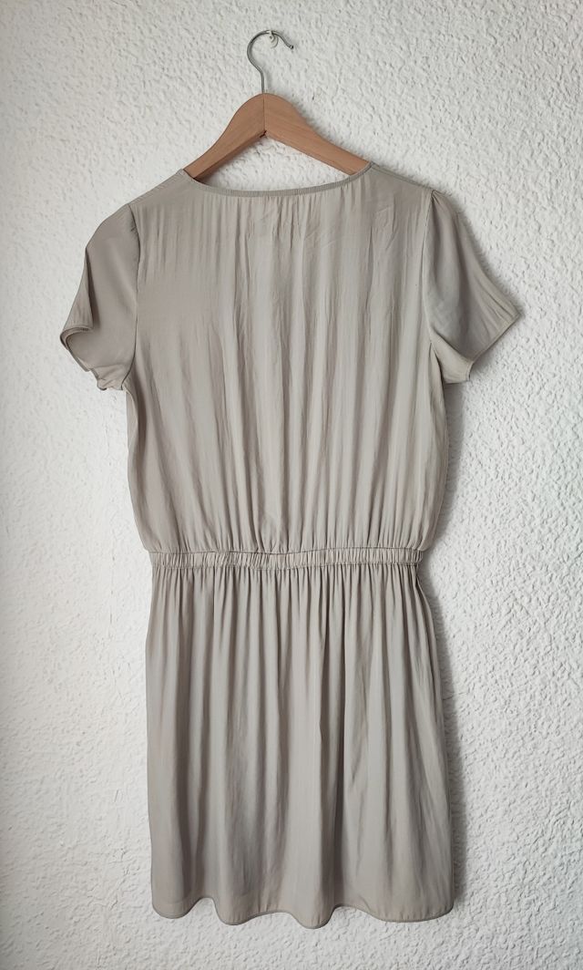 Vestido con ideas propias