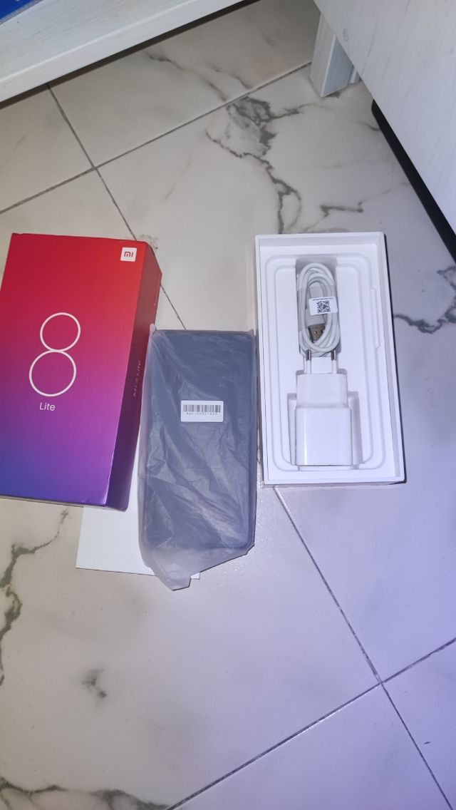 Xiaomi 8 Lite Azul