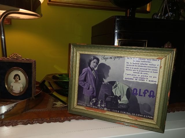 MÁQUINA  De Coser, ALFA.