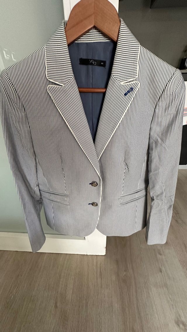 Blazer a rayas azules “Yera”