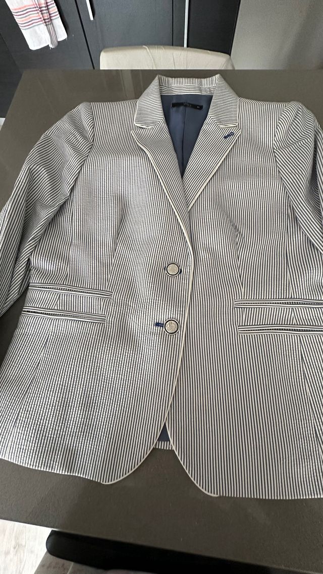 Blazer a rayas azules “Yera”