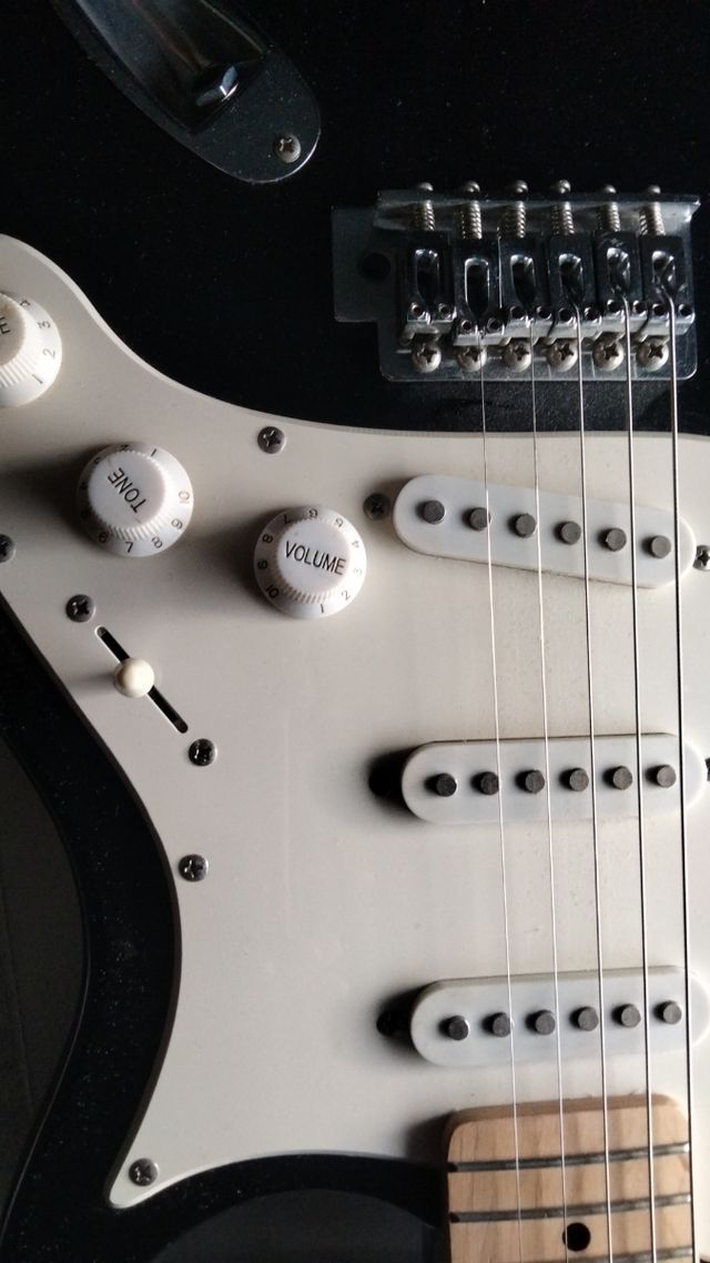 Guitarra beringher en 70,€