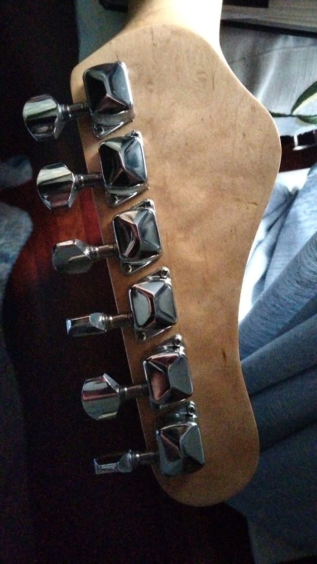 Guitarra beringher en 70,€