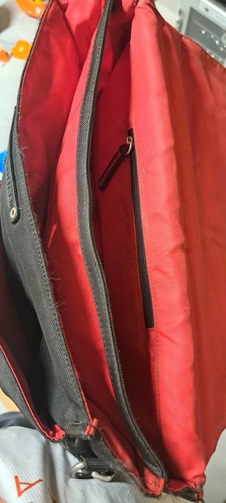 Maletín negro original Tommy Hilfiger