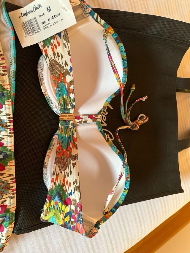 Bikini DOLORES CORTES, a estrenar.