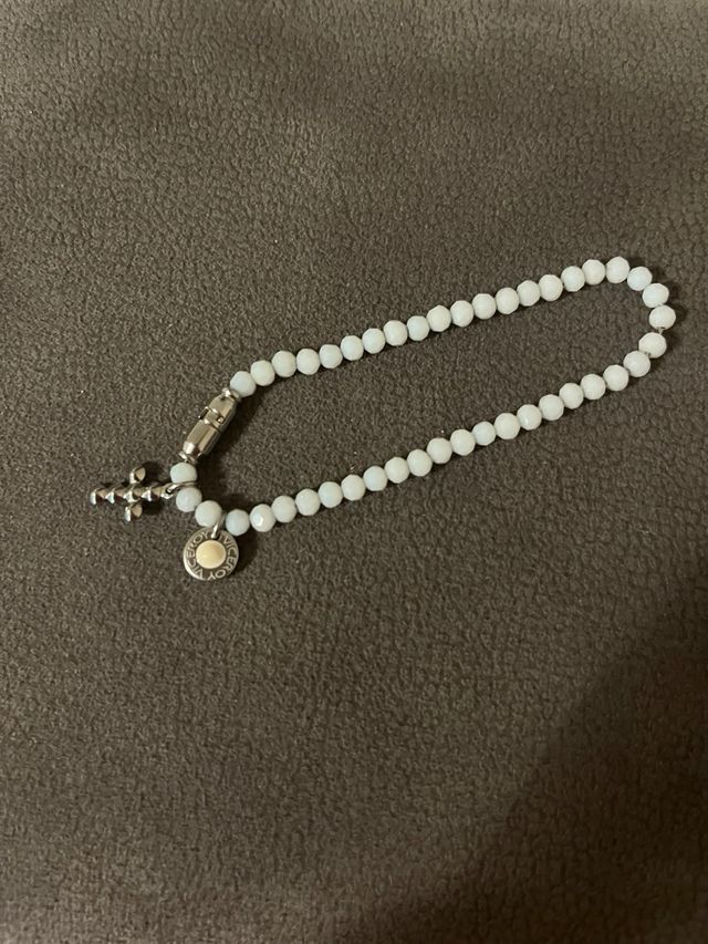 Pulsera blanca cruz Viceroy