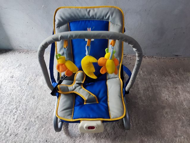 SILLA MECEDORA BEBE