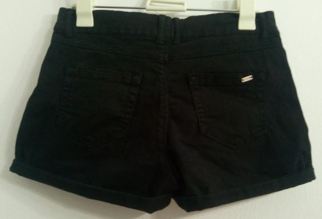 Shorts negros