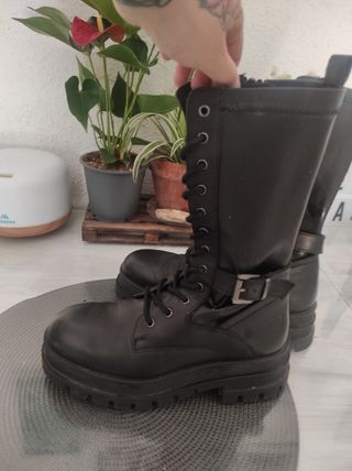 Botas piel militares altas mujer