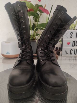 Botas piel militares altas mujer