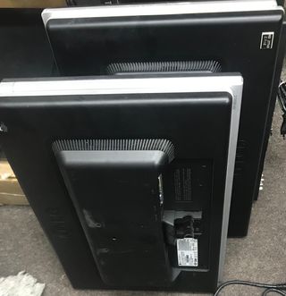 Lote de 4x monitores 22" LG