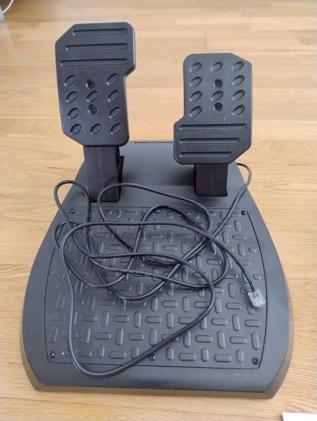 Volante Thrustmaster Ferrari PC/PS3