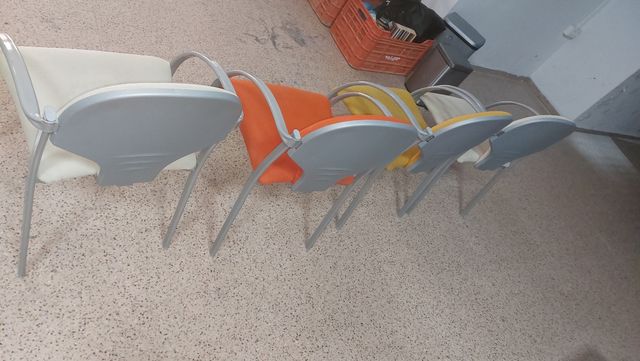 Sillas metal y tapizado colores