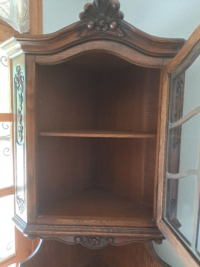 Rinconera aparador salón antigua