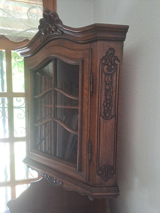 Rinconera aparador salón antigua