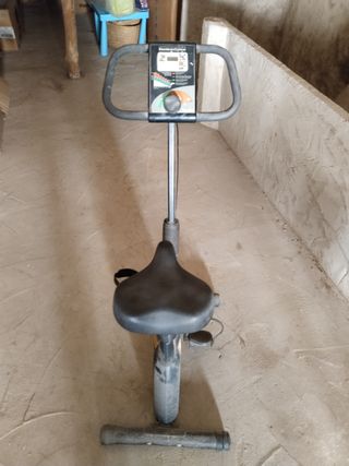 Bicicleta estática.