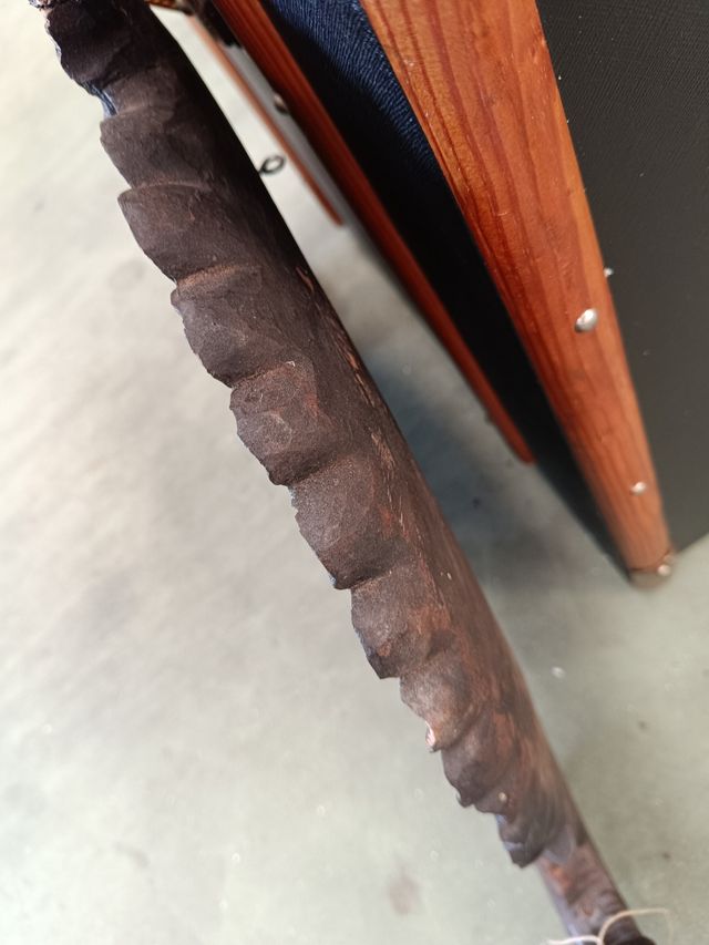 Reloj talla policromada