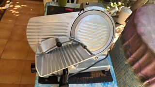 Máquina corta fiambres