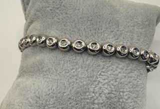 Pulsera riviere de oro de 18 kt con diamantes