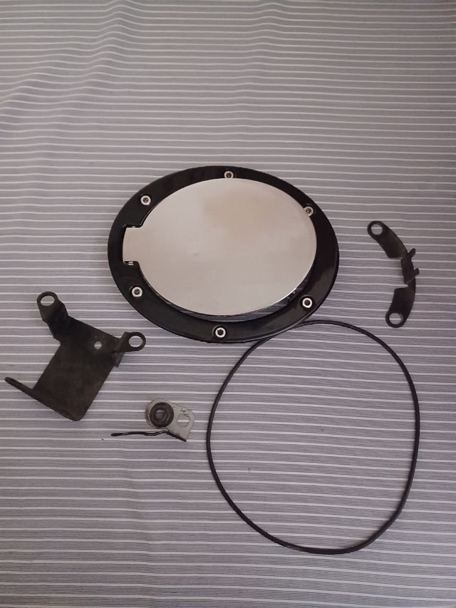 Tapa depósito deportiva Mazda 6, válida para 3