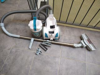 Aspirador Taurus eco turbo sin bolsa de aspiiacion