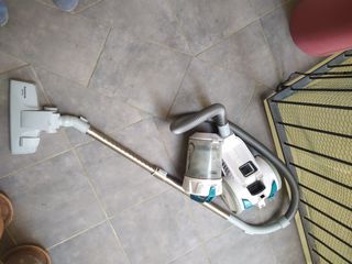 Aspirador Taurus eco turbo sin bolsa de aspiiacion