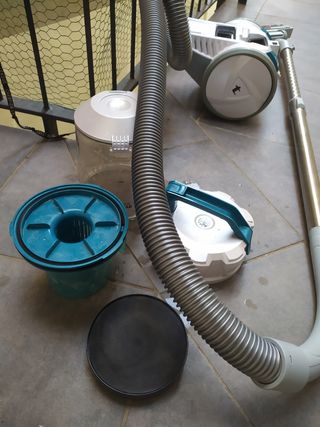 Aspirador Taurus eco turbo sin bolsa de aspiiacion