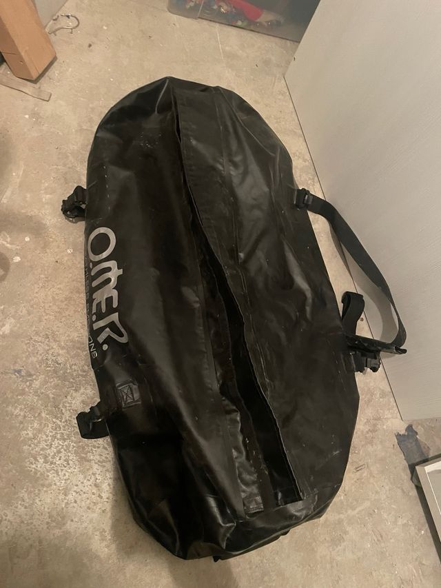 Macuto estanco para embarcaciones