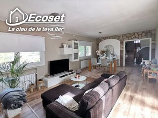 Chalet en venta en Vallirana