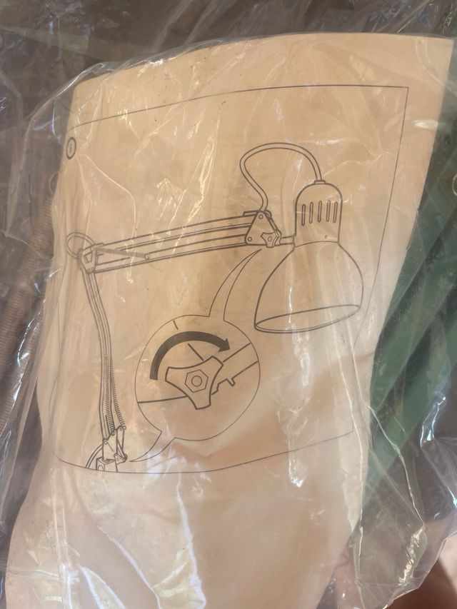 Lampada ikea senza base