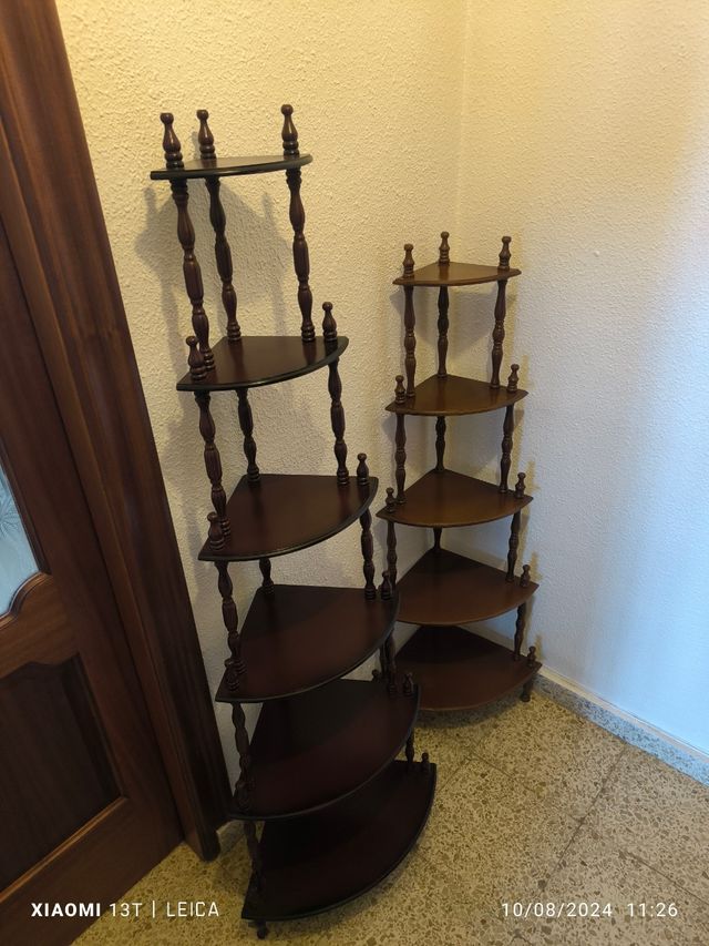 2 Muebles repisa rinconera