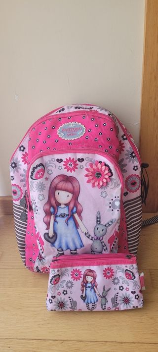 Mochila y estuche escolar