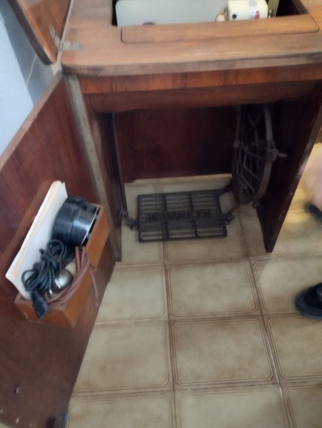 Macchina da cucire SINGER 968