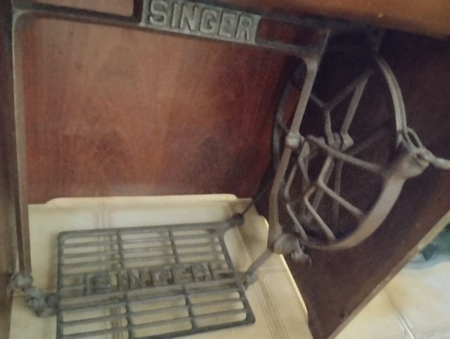 Macchina da cucire SINGER 968