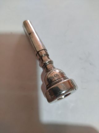 BOQUILLA DE TROMPETA BACH 10/3/4